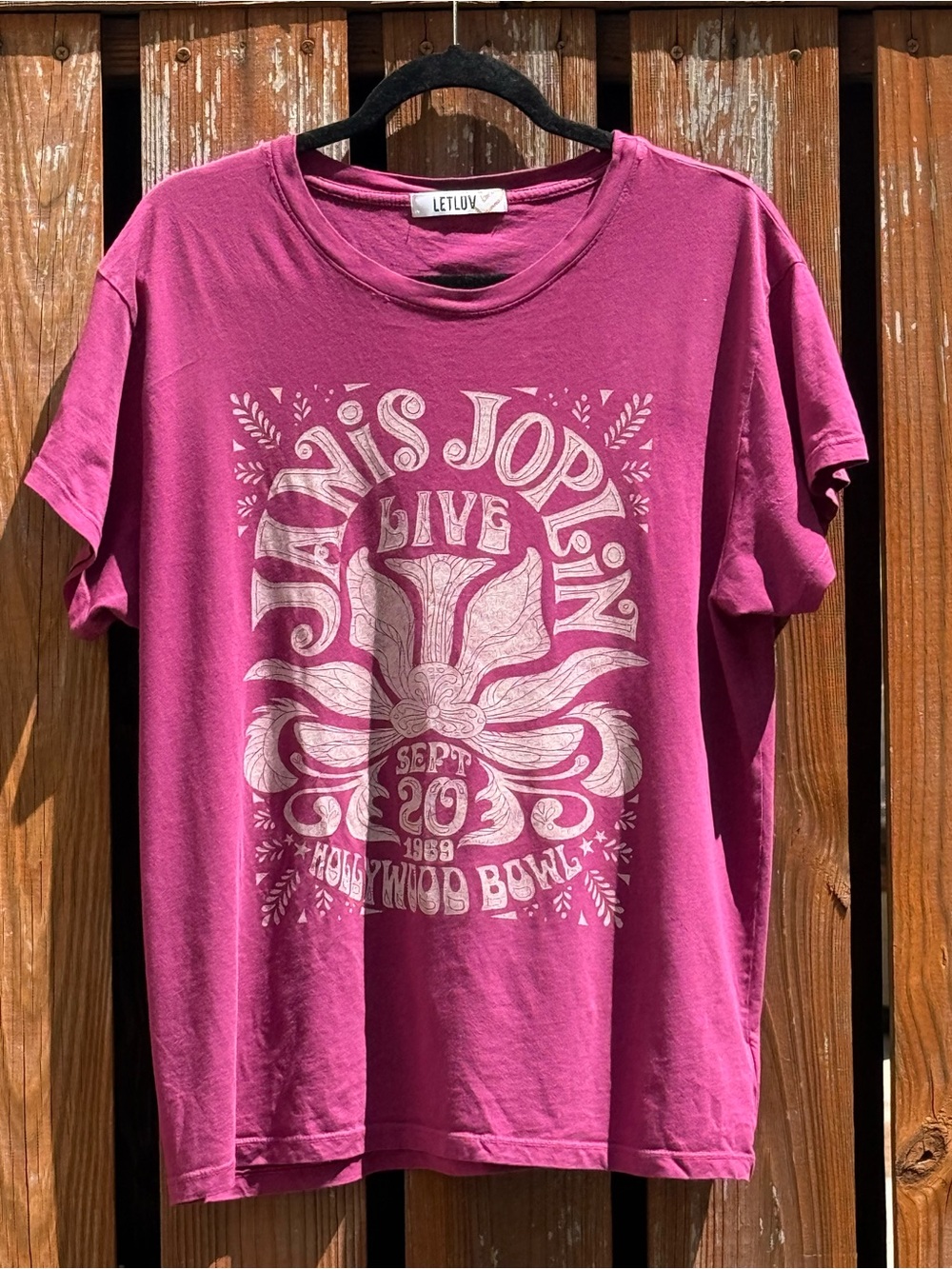 Letluv Tshirt Soze Large